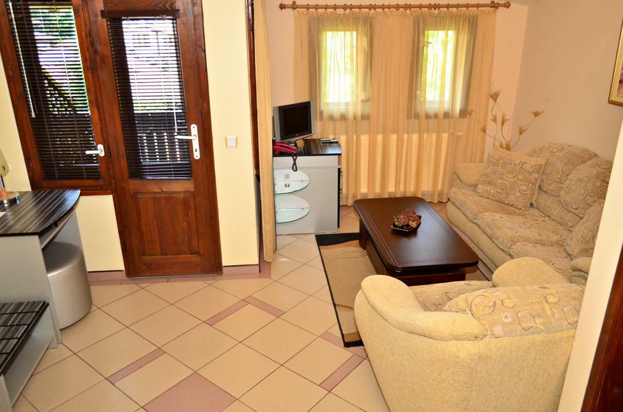 Family Hotel Maraya Arbanasi Exteriér fotografie